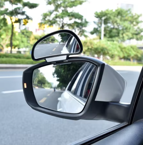 Ultra-chiro mirror for safe driving